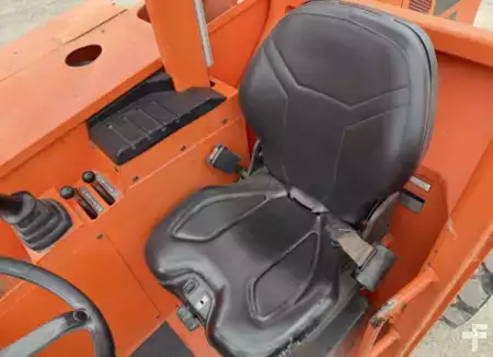 Manipulador Telescópico fijo  SkyTrak 6036 (4)