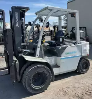 Montacargas GLP 2016  Unicarriers MJ1F4A35LV (1)