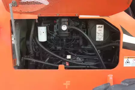 Manipulador Telescópico fijo  SkyTrak 6036 (13)