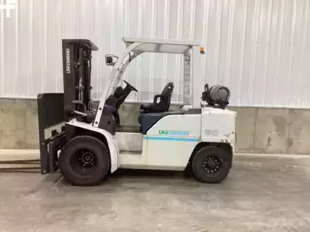 Chariots élévateurs GPL  Unicarriers PF80YLP (4)