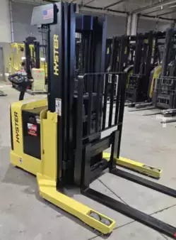 Montacargas Eléctrico (4 ruedas) 2020  Hyster W30ZR (2)