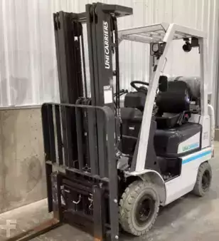 Montacargas GLP 2022  Unicarriers AF30LP Nomad (1)