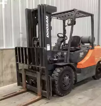 Propane Forklifts 2014  Doosan G35S-5 (1)