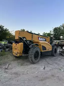 Manipulador Telescópico fijo  Sany STH1056A (4)