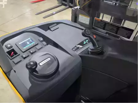 Diesel Forklifts 2020  Jungheinrich ETR230 (2)