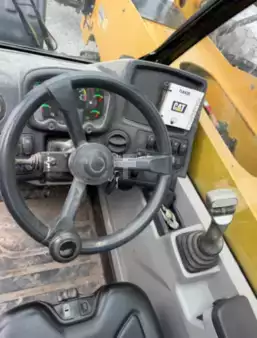 Manipulador Telescópico fijo  CAT Lift Trucks TL642D (8)