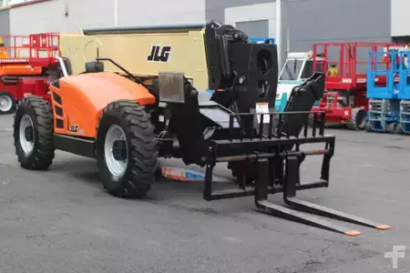 Manipulador Telescópico fijo 2016  JLG 1055 (20)