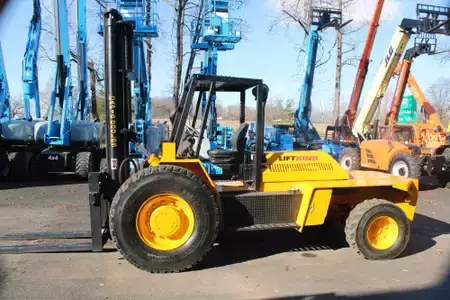 Montacargas diésel  Lift King LK16M22 (2)