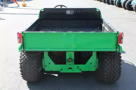 Misceláneos 2007  John Deere Gator 6X4 (7)