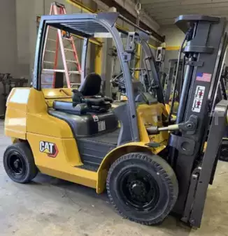 Diesel Forklifts 2019  CAT Lift Trucks DP40N1 (1)