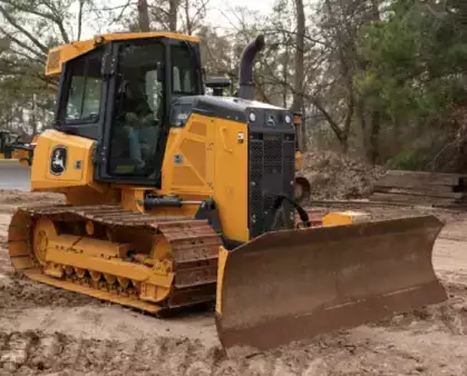 Misceláneos 2022  John Deere 650K LGP (1)