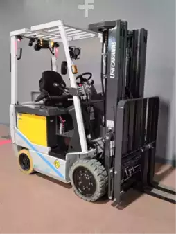 Montacargas Eléctrico (4 ruedas) 2022  Unicarriers BXC50N (3)
