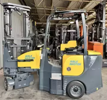 4-Wheel Electric 2023  Aisle Master 33NE (2)