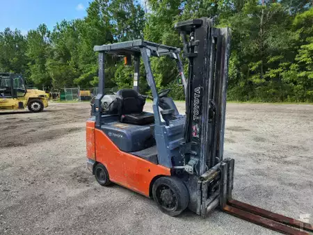 Propane Forklifts 2015  Toyota 8FGCSU20 (1)