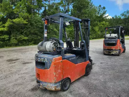 Propane Forklifts 2015  Toyota 8FGCSU20 (3)