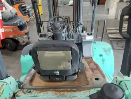 Diesel Forklifts 2015  Mitsubishi FD50CN1 (2)