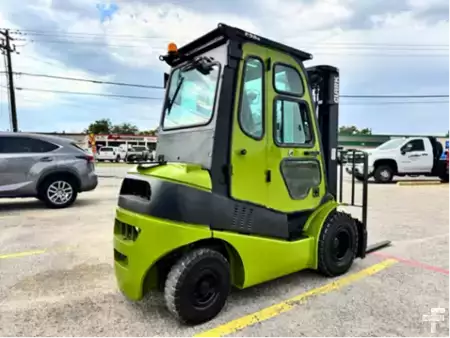 Diesel Forklifts 2018  Clark C20D (2)