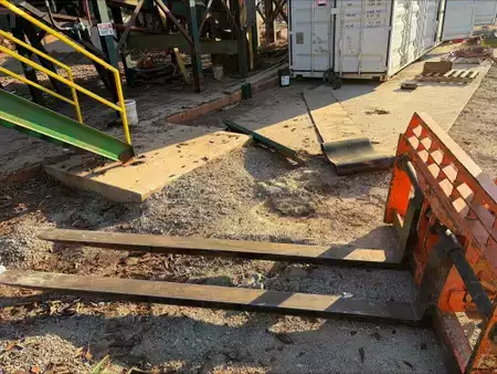 Telehandler Fixed 2010  Xtreme Reach XR1534 (4)