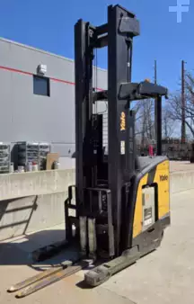4-Wheel Electric 2022  Yale NR045EC (2)