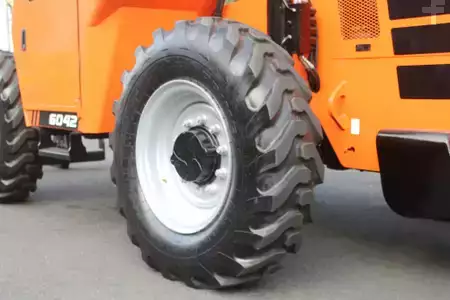 Telehandler Fixed 2019  SkyTrak 6042 (16)