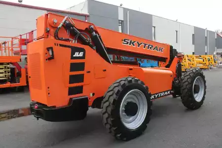 Telehandler Fixed 2023  SkyTrak 8042 (2)