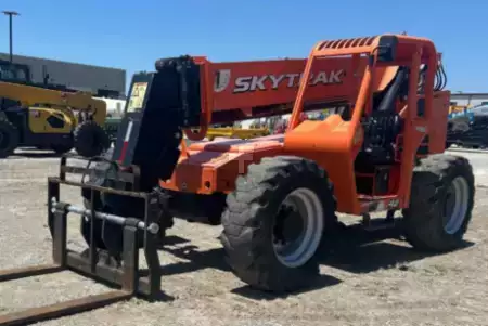 Telehandler Fixed 2019  SkyTrak 8042 (1)