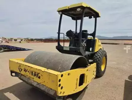 Misceláneos 2021  Bomag BW177D-5 (1)