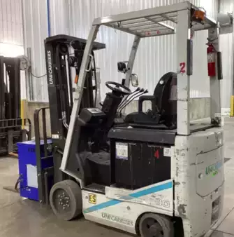 4-Wheel Electric 2017  Unicarriers BXC30NBR (2)
