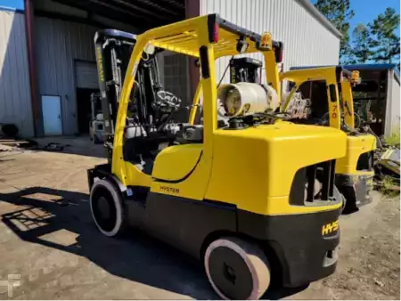 Propane Forklifts 2011  Hyster S155FT (2)
