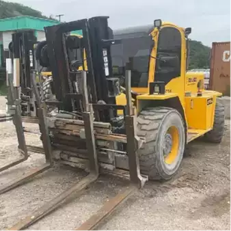 Rough Terrain Forklifts 2021  Sellick SLP80K (1)