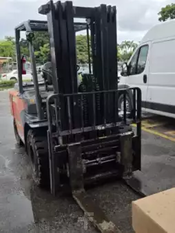 Diesel Forklifts 2021  Toyota 8FD45U (1)