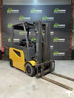 Chariots électriques à 4 roues 2016  CAT Lift Trucks 2EPC5000 (1)