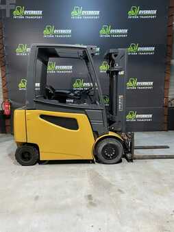 Chariots électriques à 4 roues 2016  CAT Lift Trucks 2EPC5000 (2)