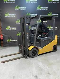 Chariots électriques à 4 roues 2016  CAT Lift Trucks 2EPC5000 (6)