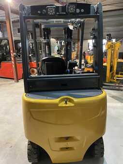 Chariots électriques à 4 roues 2016  CAT Lift Trucks 2EPC5000 (9)