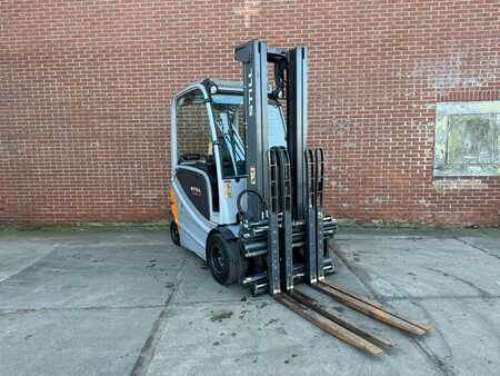Elektro 4 Rad 2014  Still Rx 60-30 (1)