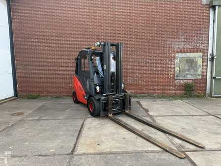 Diesel gaffeltruck 2017  Linde H35D-02 (1)