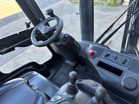 Elektryczne 4-kołowe 2020  Linde E25-01 (10)