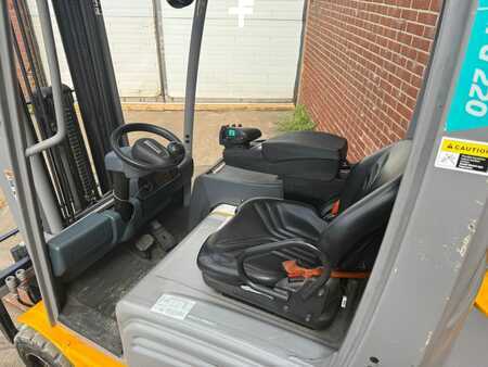 Electric - 3 wheels - Jungheinrich EFG220 (8)