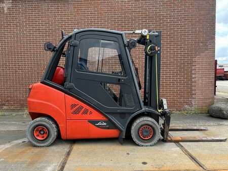 LPG Forklifts 2016  Linde H25T-02 (2)