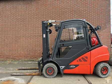 LPG Forklifts 2016  Linde H25T-02 (6)