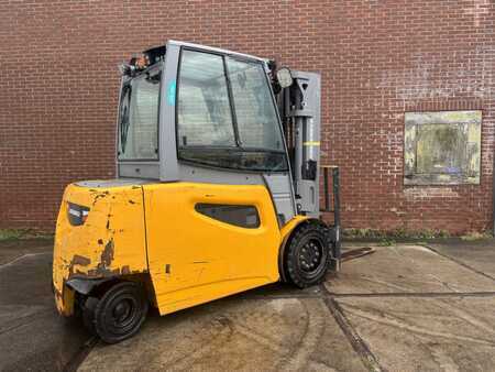 Carrelli elettrici 4 ruote 2016  Jungheinrich EFG 540 (3)