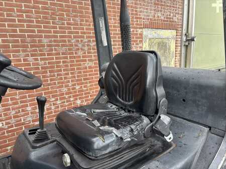 Empilhador diesel - Linde H45 (7)
