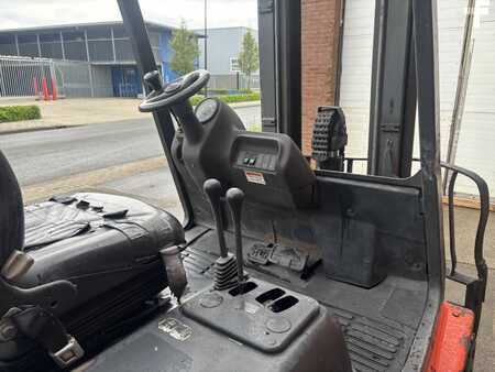 Empilhador diesel - Linde H45 (9)