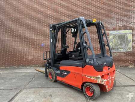 4-wiel elektrische heftrucks  Linde E30L-01 (3)