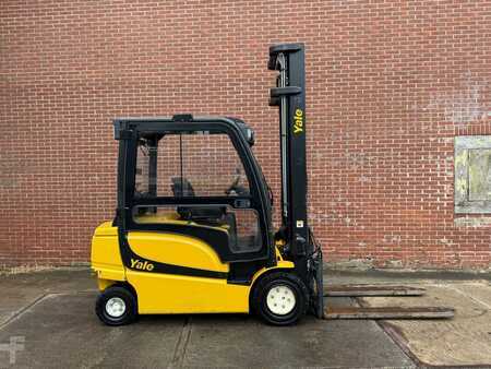 4-wiel elektrische heftrucks  Yale ERP35VL F2945 (2)