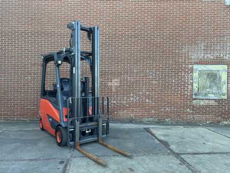 4-wiel elektrische heftrucks  Linde E16PH-02 (1)