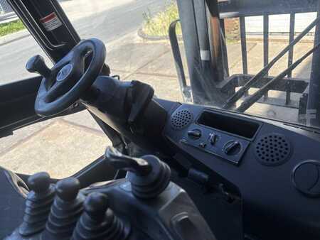Treibgasstapler 2019  Linde H45 T (9)