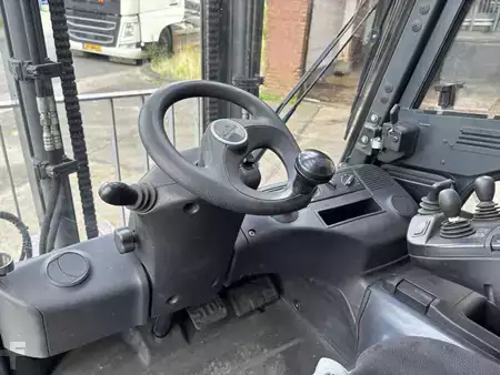 Elektromos 4 kerekű 2019  Linde E25-01 (8)