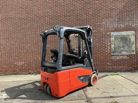 3-wiel elektrische heftrucks 2017  Linde E16-02 (3)